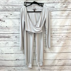 Victoria's Secret Long Sleeve Criss Cross Crop Top & Lounger Pajama Pant Set Med
